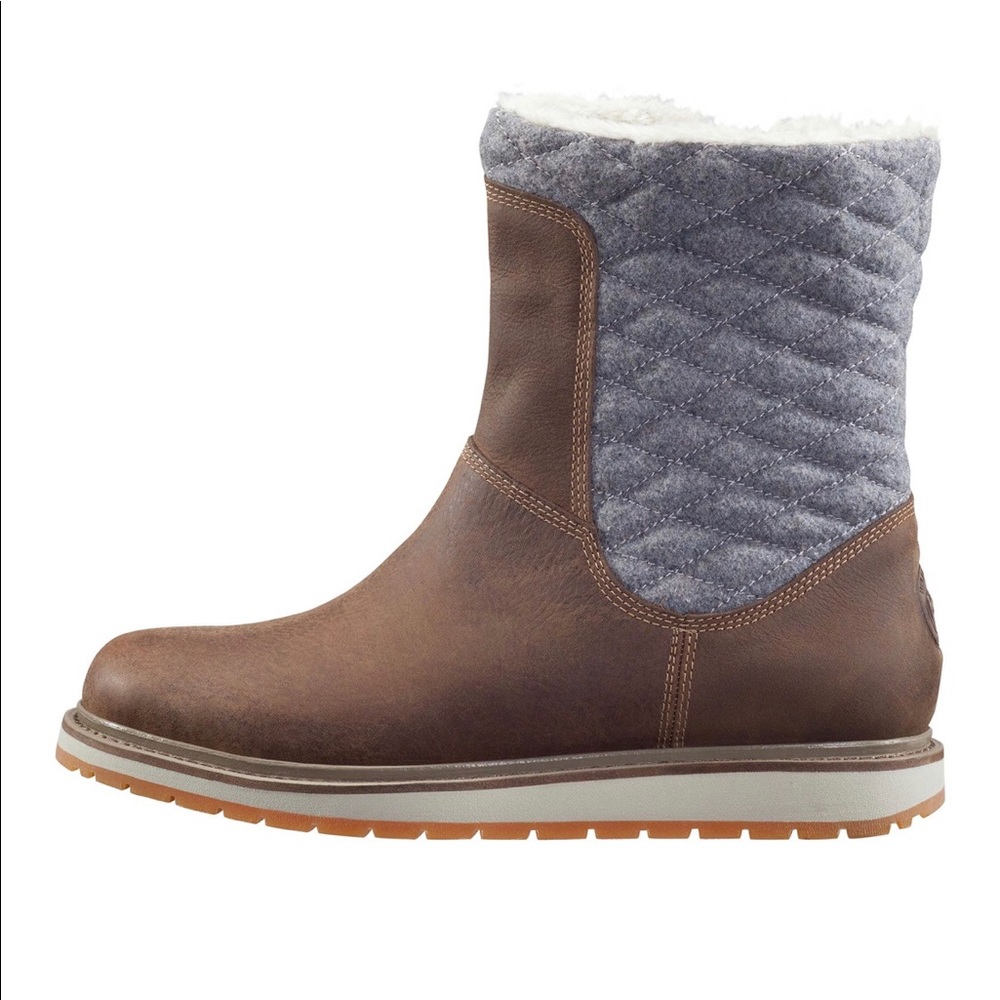 Helly Hanson Women’s Seraphina Winter Boot SIZE 7